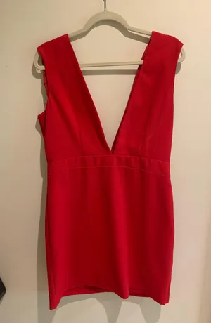 Formal Dress Red Size L thumbnail 1