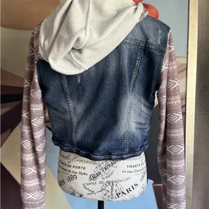 Wallflower aztec western bohemian hoodie jean jacket thumbnail 3
