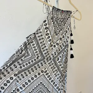 Red Carter Black White Geometric‎ Tribal Tassel Halter Maxi Dress US Large Boho thumbnail 7