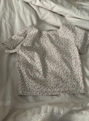 Brandy Melville Top thumbnail 2