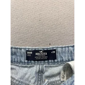 Hollister Co Ultra High Rise Baggy Denim‎ Blue Jeans Light Wash Womens Size 23R thumbnail 2