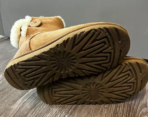 UGG Bailey Button Short Boots thumbnail 3
