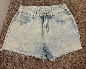Jean Shorts Blue Size M thumbnail 1