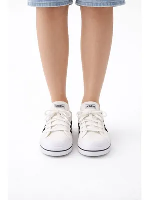 Adidas Size 7.5 Lace Up Athletic Running Sneakers Women White NEW thumbnail 3