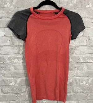 Lululemon Run: Swiftly Tech Short Sleeve Love Red / Deep Coal thumbnail 1