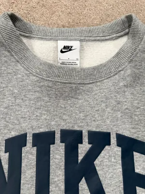 Nike Varsity Crewneck Phoenix Fleece Oversized Sweatshirt thumbnail 2