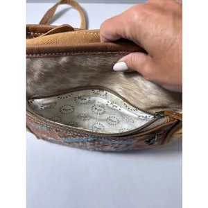 Myra Bag Aztec Cowhide Canvas Rug Purse Western Crossbody Southwestern thumbnail 3
