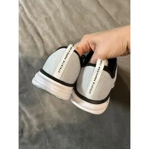 NEW APL‎ TECHLOOM Pro Women Sneakers Size 5.5 Athletic Black White Heather Gray thumbnail 3