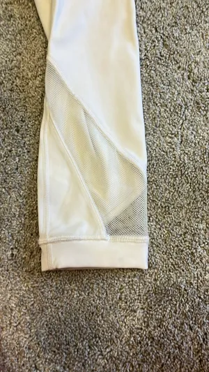 Lululemon White Cropped Leggings With Pockets thumbnail 2