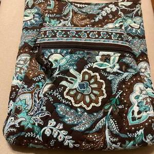 Vera Bradley Floral Patterned Crossbody Bag thumbnail 4