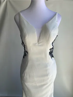 White floor length gown black beaded applique formal prom wedding Halloween thumbnail 5