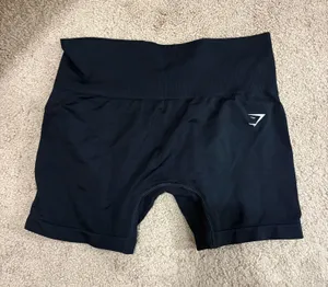 Gymshark Everyday Seamless Shorts thumbnail 1