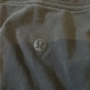 Lululemon Black Tank thumbnail 2