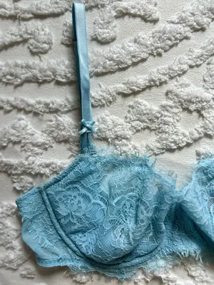 Victoria's Secret Bra Lace Push-Up thumbnail 2