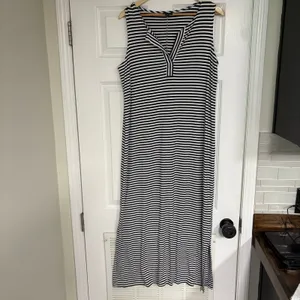 J. Jill Navy And White‎ Stripe Maxi Dress Size Medium thumbnail 2