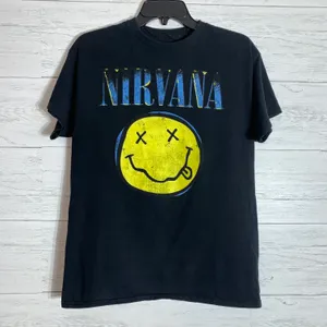 Nirvana Shirt unisex Medium Kurt Cobain Smiley Face Logo Grunge Rock Band Tee thumbnail 1