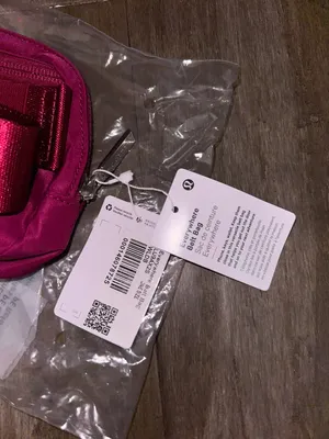 Lululemon Everywhere Belt Bag 1L thumbnail 3