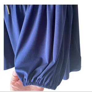 Michael Kors Blouse with elegant balloon sleeves elegant design on the neck thumbnail 6