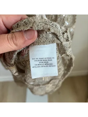 Anthropologie Akemi + Kin EUC Women's Lyra Lace Metallic Top (missing cami) S thumbnail 3