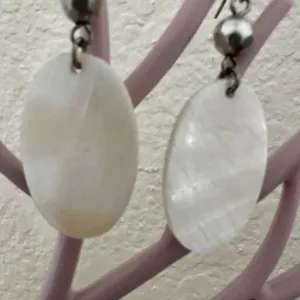 Mother of Pearl oval drop earrings thumbnail 8