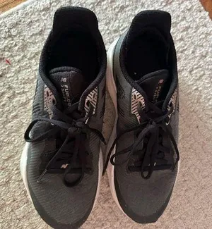 New Balance Tennis Shoes thumbnail 1