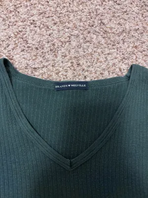 Brandy Melville Top Crop Green thumbnail 3