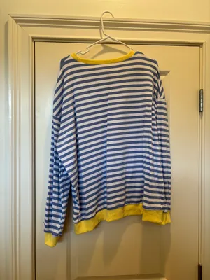 sweatshirt Size L thumbnail 2