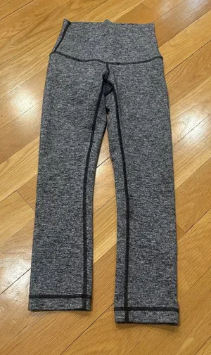 Lululemon Size 2 Women's Gray Heathered High-Waisted Ankle Leggings Activewear thumbnail 1