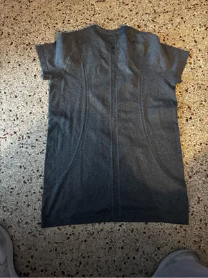Lululemon swiftly tech short sleeve crew shirt size 12 thumbnail 4