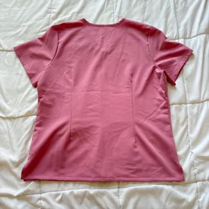 FIGS Casma Scrub Top Pink V-Neck Short Sleeve Technical Collection XL Medical thumbnail 7