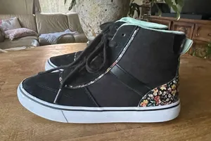 AIRWALK Black High Top Genuine Suede/ Canvas Sneakers Shoes for Girls Size USA 6 thumbnail 1