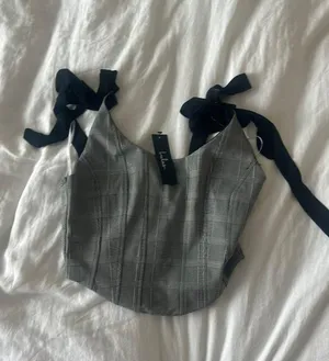 Lulus Tie Strap Crop thumbnail 2