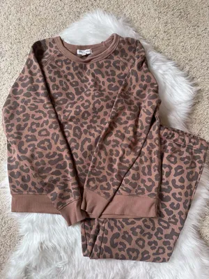 Grayson Threads Size XS Women's Leopard Print Two-Piece Loungewear Set thumbnail 2