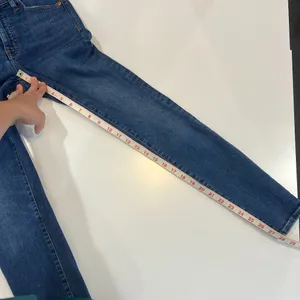 Madewell 9" mid Rise Skinny Jeans Size 25 Medium Wash thumbnail 10