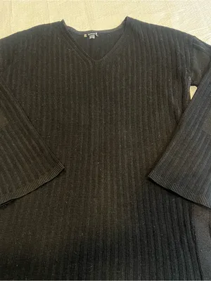 Smartwool Women's Shadow Pine V-Neck Rib Sweater in black M women thumbnail 8