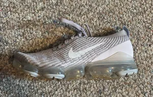 Nike Air Max Shoes thumbnail 2