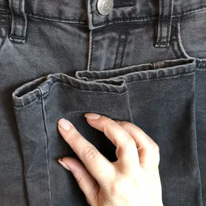 Vans Faded Black Blownout Knees‎ Skinny Jeans thumbnail 11