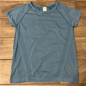 Athleta athletic Blue Striped Shirt women's size small thumbnail 1
