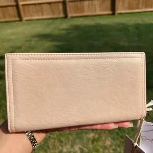 NWT Jessica Simpson Bifold Wallet Sandstone thumbnail 4