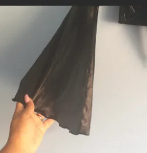 Leg Avenue Sexy Pleather Bell Sleeved Crop Top thumbnail 4