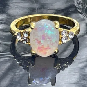 Opal Your Heart sz 7 ring simulated opal rhinestones gold tone fancy sparkly NEW thumbnail 3