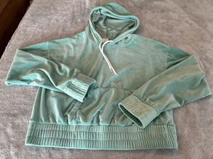 Women’s No Boundaries Cropped Mint Green Hooded Velvety Blouse Size XXXL thumbnail 1