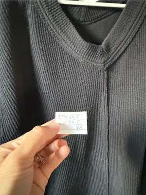 Aerie Waffle Knit Black V-Neck Ribbed Sweater Sweatshirt Black Size M Oversize thumbnail 12
