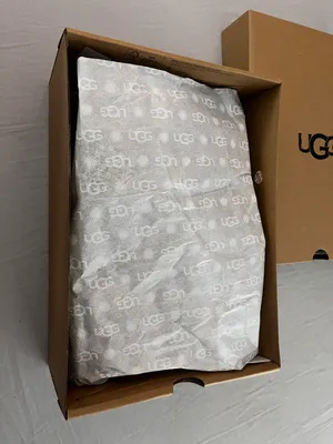 UGG Neumel Boots thumbnail 12
