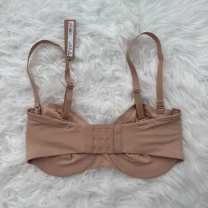 Skims Smoothing Intimates Strapless Bra Clay Size 32DDD thumbnail 5