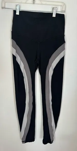 Aerie Chill Play Move Color Block Leggings Size M thumbnail 1