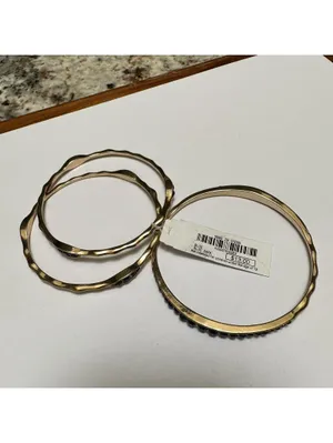NWT Charming Charlie $13 Gold Tone Costume Bangle Bracelets thumbnail 7