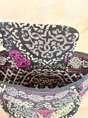 Vera Bradley Canterbury Magenta Black Medallion Holiday Tote 6" Top Handle Bag thumbnail 6