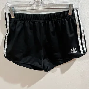 Adidas KNIT SHORTS! thumbnail 1