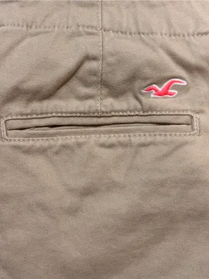 Hollister Khaki Chino Shorts Size 7 W28 Low Rise Pink Logo Tan Beach thumbnail 4